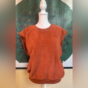 Brixton Women's
Weekender Blanket Muscle
Sleeveless Crew Neck Sweater